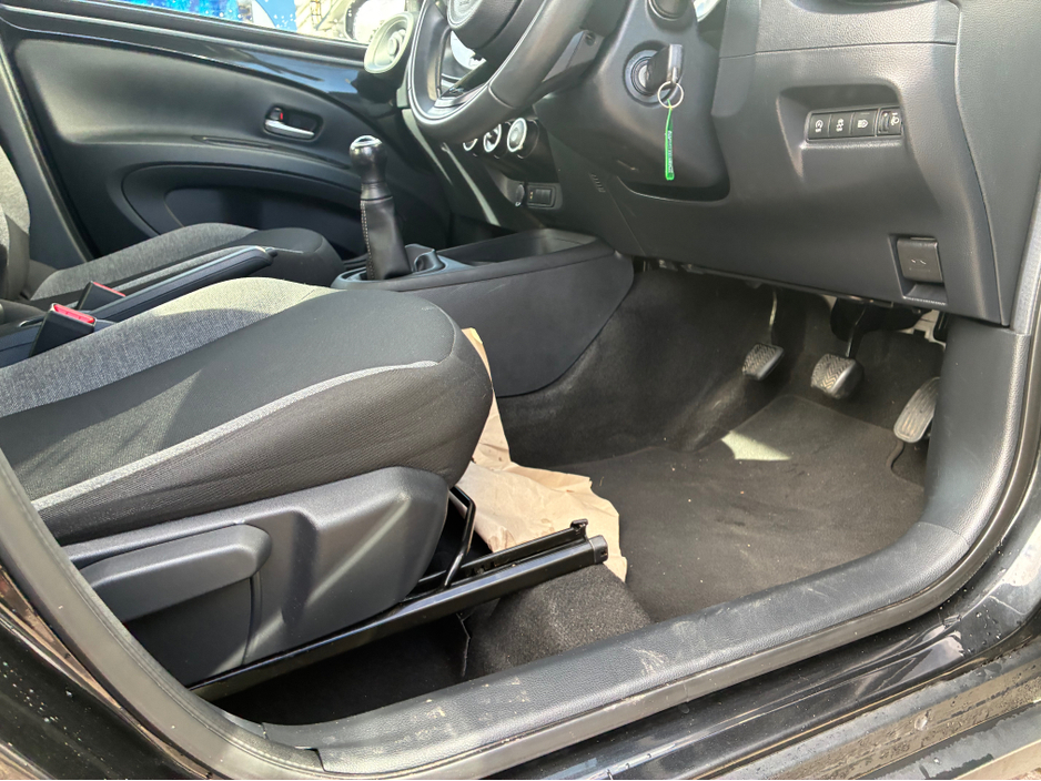 2023 Toyota Aygo X - image 9