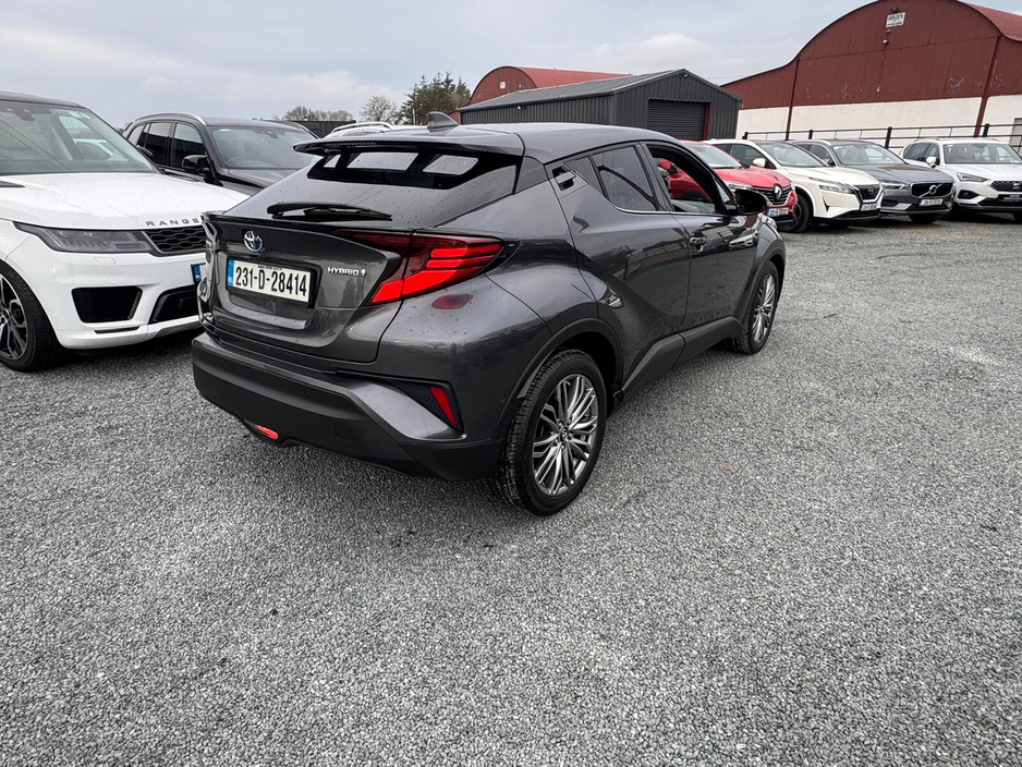 2023 Toyota C-HR - image 25