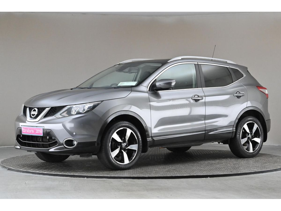 2016 Nissan Qashqai - image 4