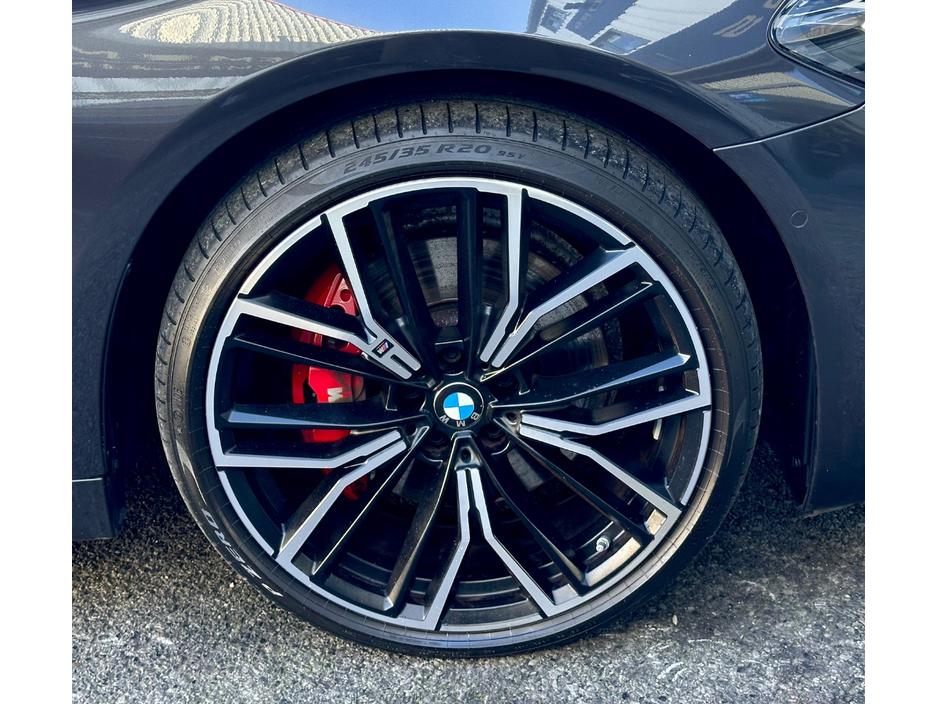 2023 BMW 5 Series - image 20