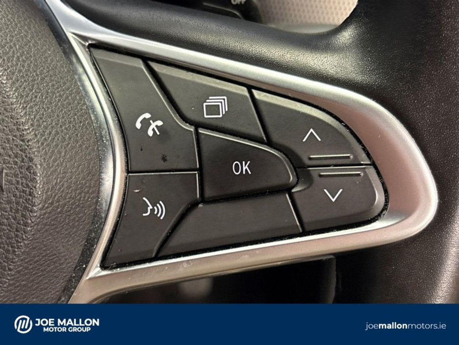 2023 Renault Arkana - image 22