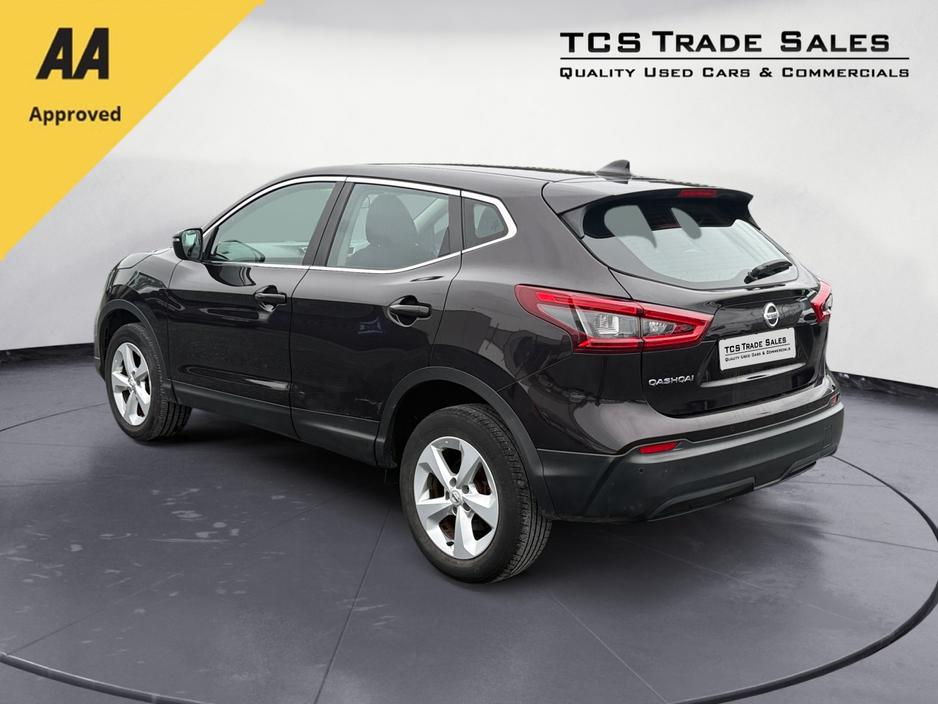 2019 Nissan Qashqai - image 4