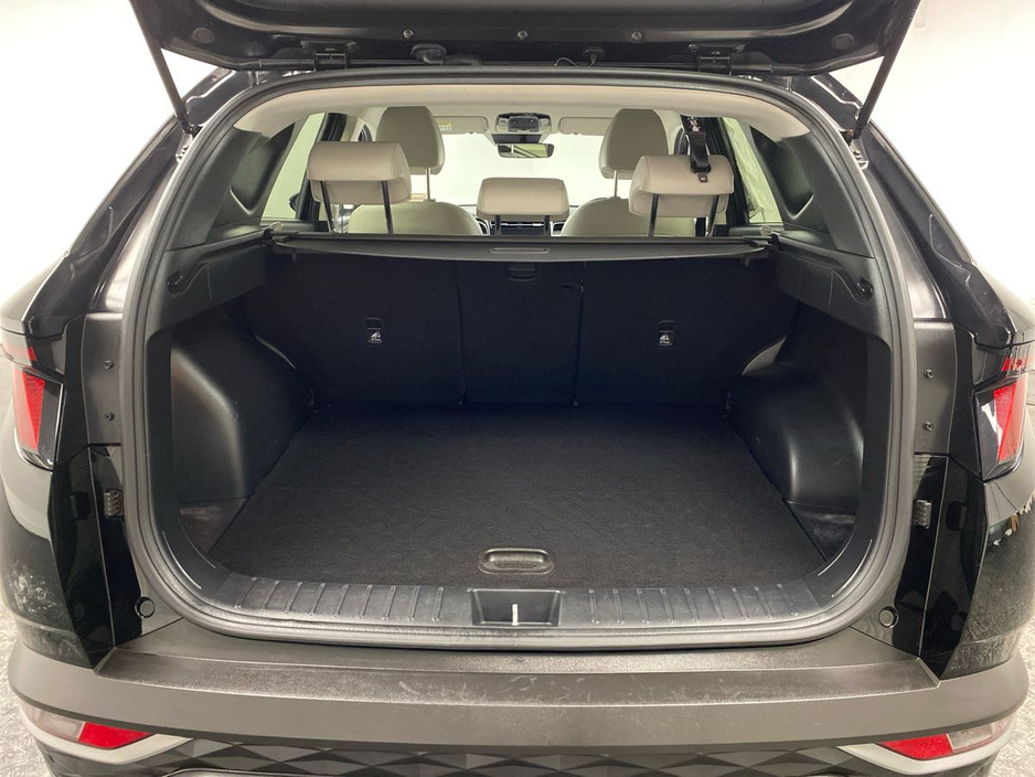 2023 Hyundai Tucson - image 10