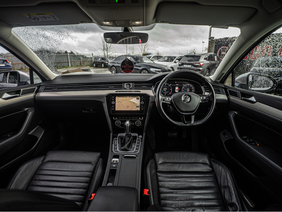 2019 Volkswagen Passat 2019 Passat 2.0d Auto HIGHLINE/High spec/1yr warra €24,888