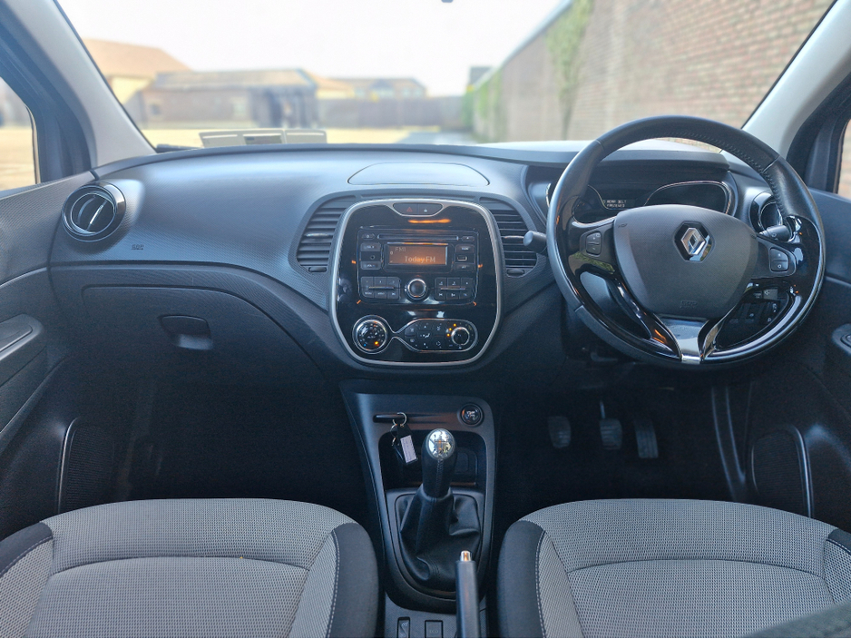 2015 Renault Captur - image 9