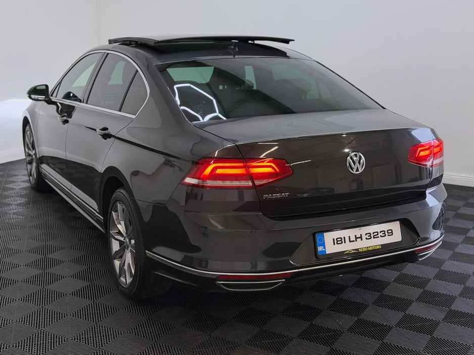 2018 Volkswagen Passat - image 7