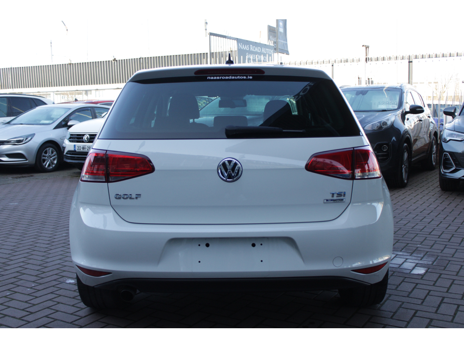 2016 Volkswagen Golf - image 5