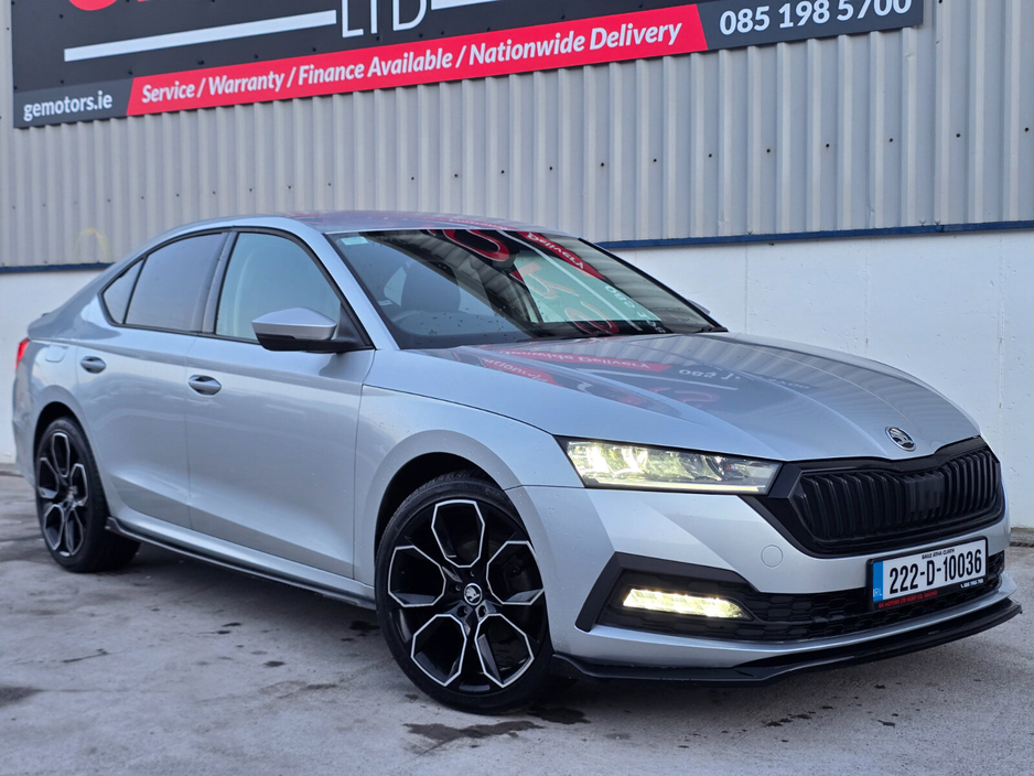 2022 Skoda Octavia - image 2