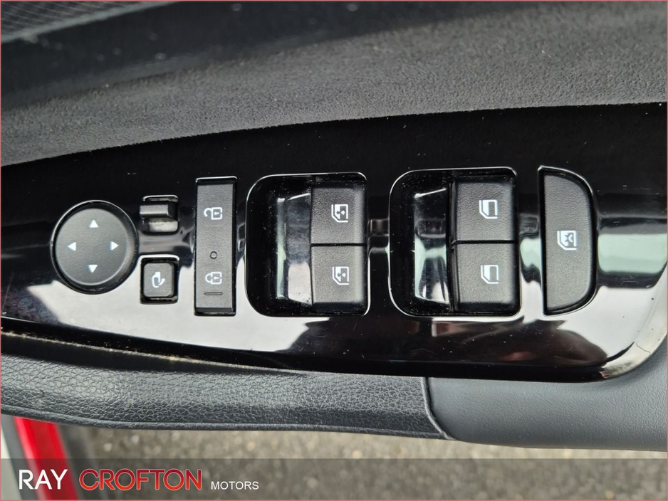 2023 Kia Sportage - image 22