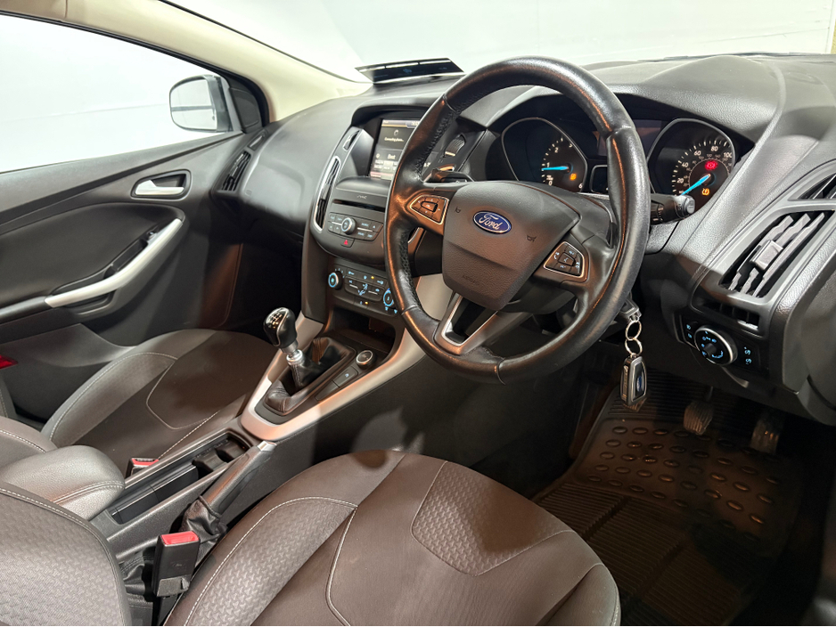2016 Ford Focus 1.5 TDCI ZETEC 120PS 5DR €9,950