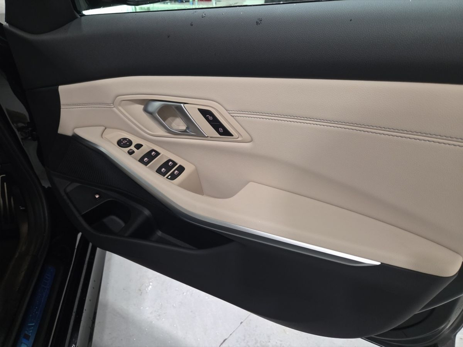 2026 BMW 3 Series 330e M Sport Saloon