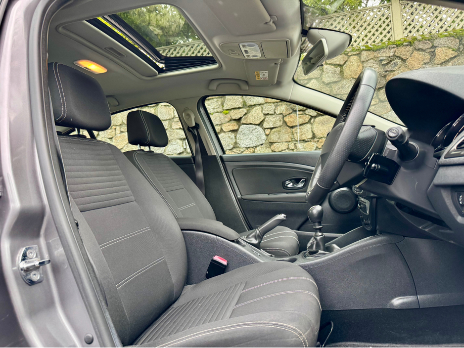 2016 Renault Fluence LIMITED EDITION 1.5 DCI 95 201 4DR €7,900