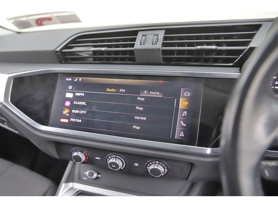 2019 Audi Q3 - image 17