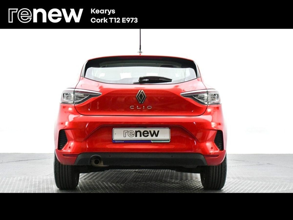 2025 Renault Clio - image 10