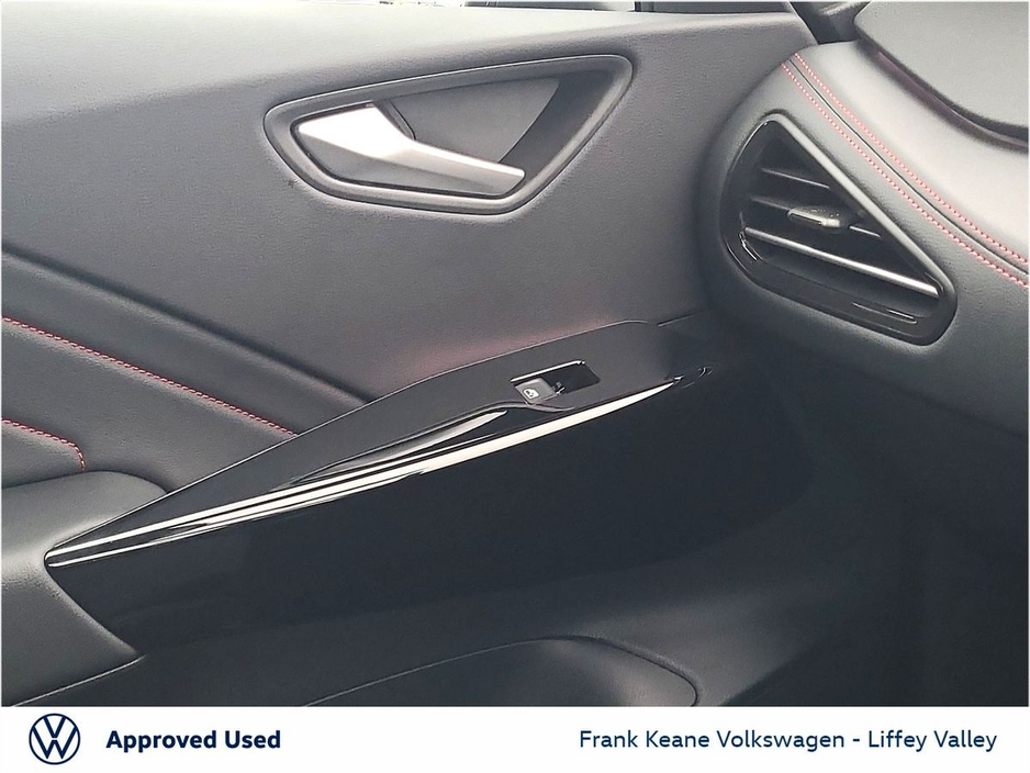 2025 Volkswagen ID.3 - image 18