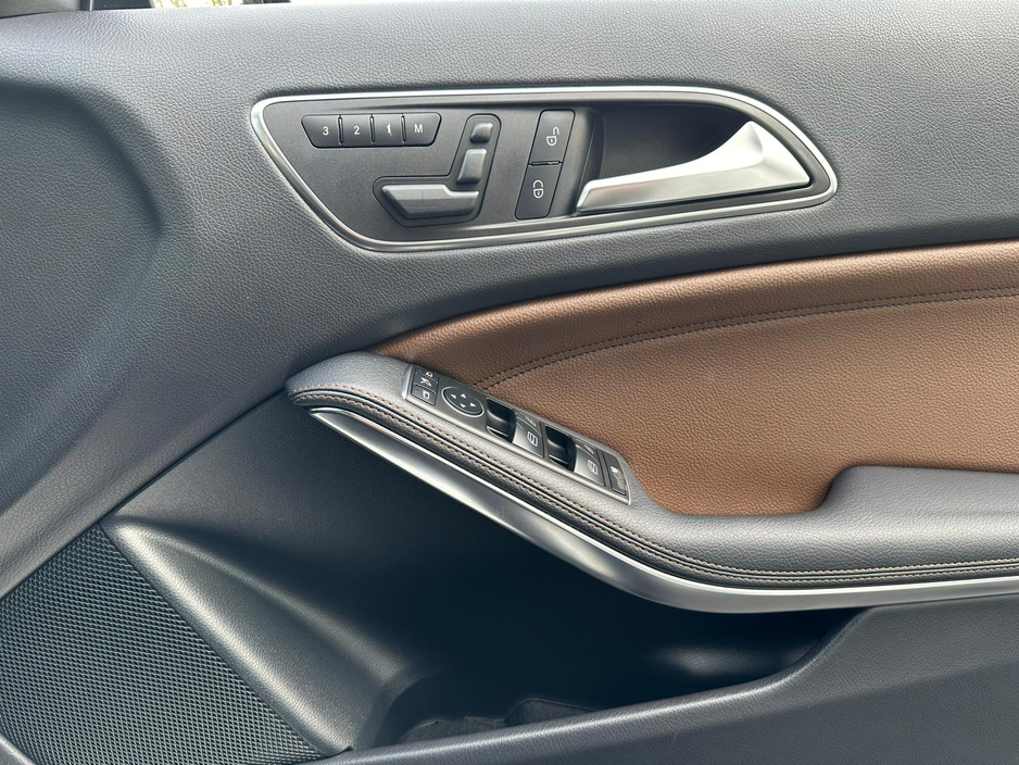 2015 Mercedes-Benz A Class - image 28