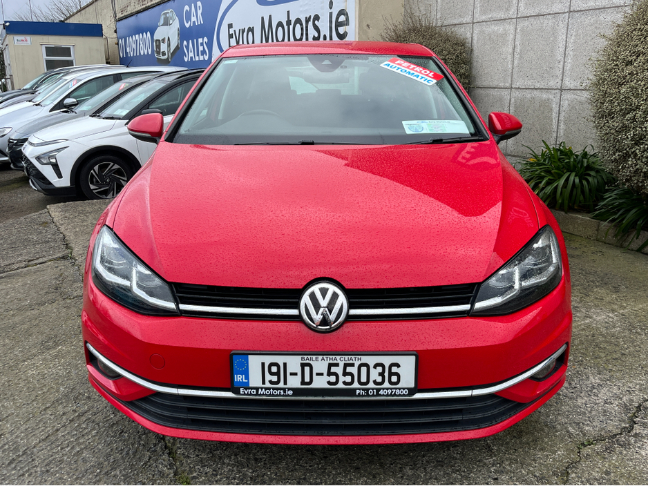 2019 Volkswagen Golf - image 2