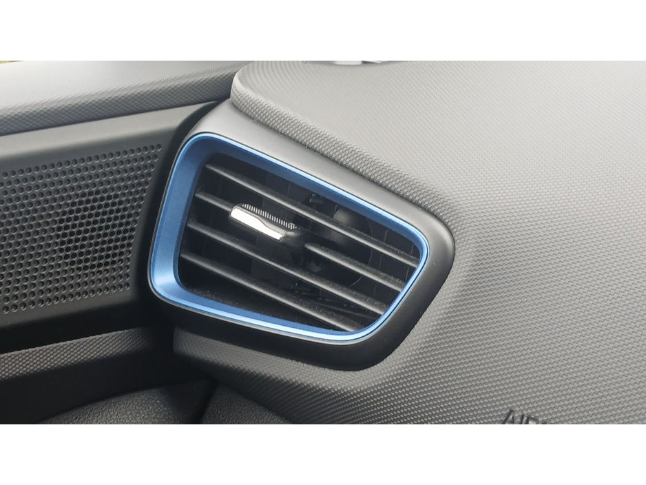 2019 Hyundai Ioniq - image 18