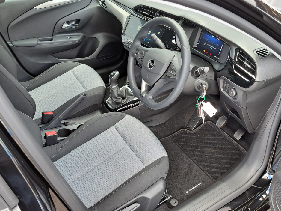 2025 Opel Corsa ELEGNCE 1.2 75BHP **REVERSING CAMERA** €21,950