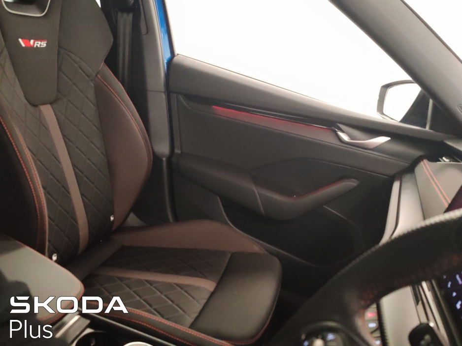 2025 Skoda Octavia - image 23