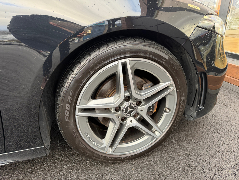 2019 Mercedes-Benz A Class A200d - AMG Premium + Low mileage €24,890