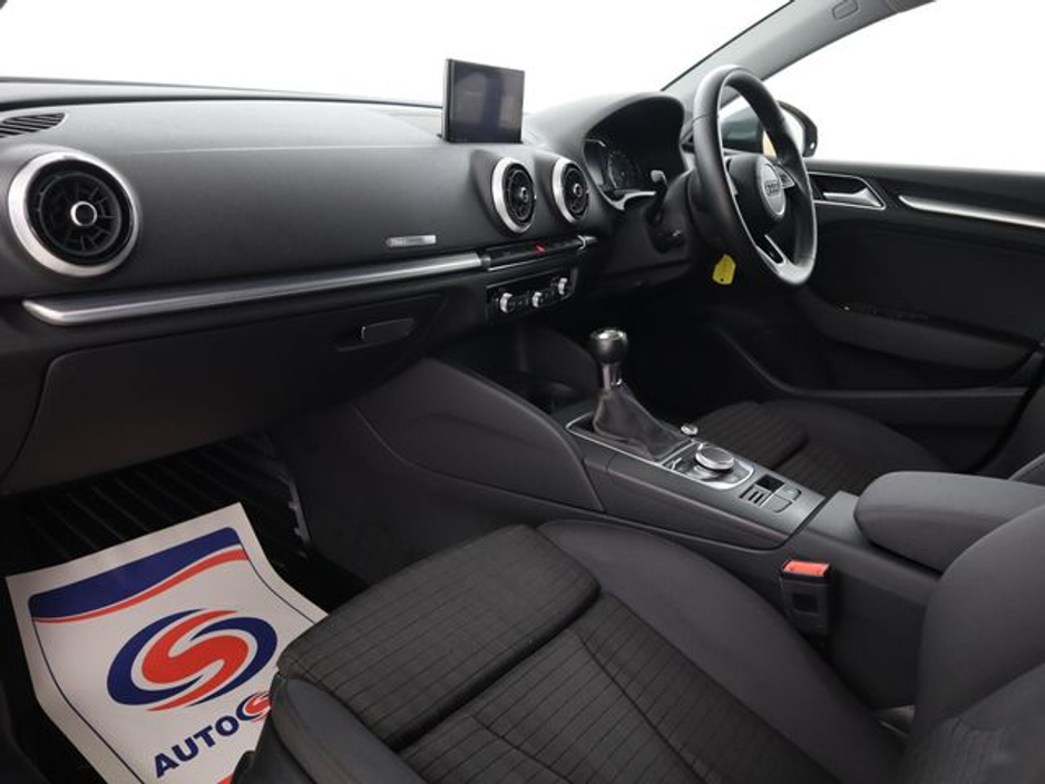 2017 Audi A3 - image 17