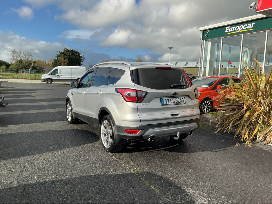 2017 Ford Kuga - image 6