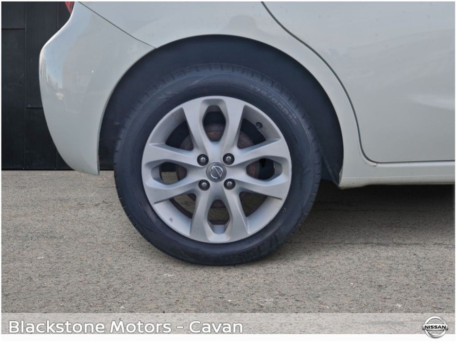 2017 Nissan Micra 1.2 SV €9,950