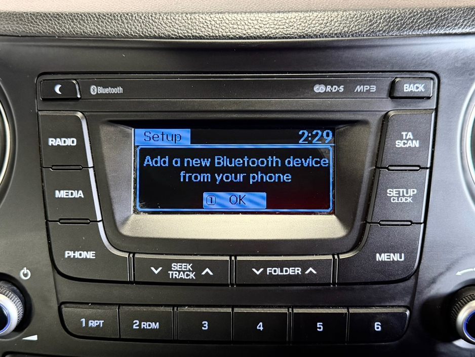 2017 Hyundai i10 - image 16