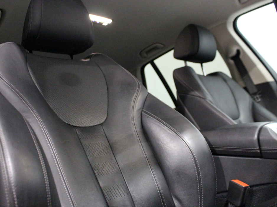 2020 BMW X5 - image 20