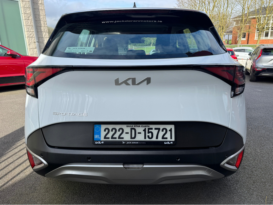 2022 Kia Sportage - image 6
