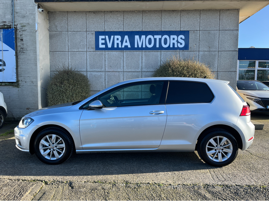 2019 Volkswagen Golf - image 6