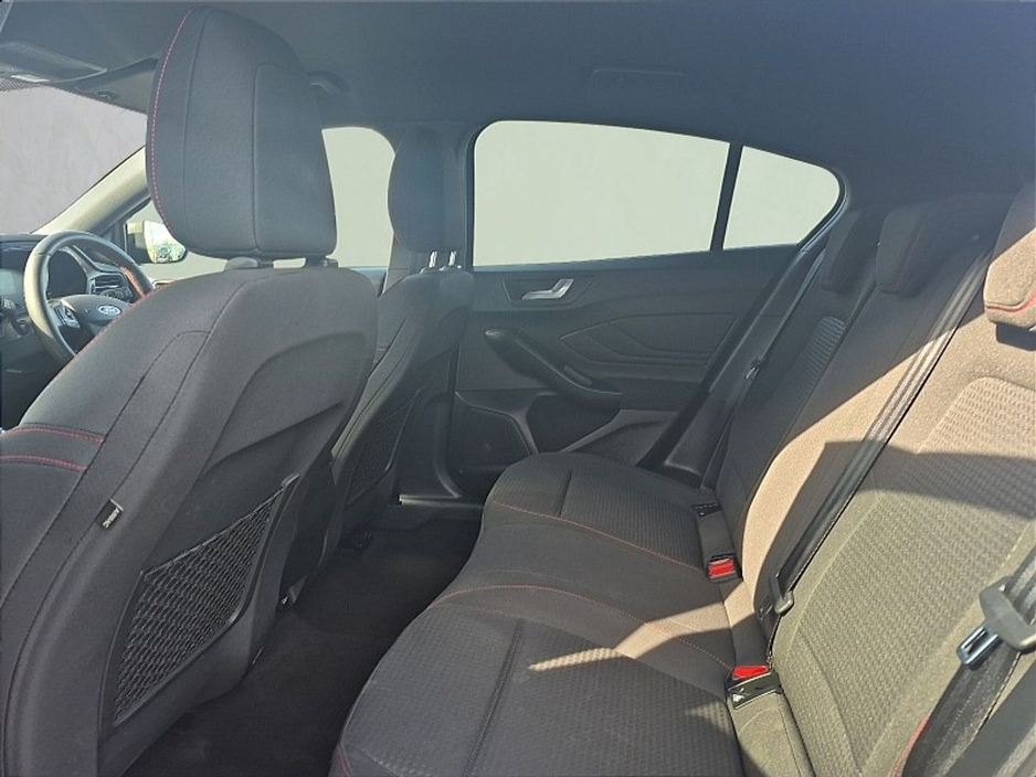 2021 Ford Focus - image 8
