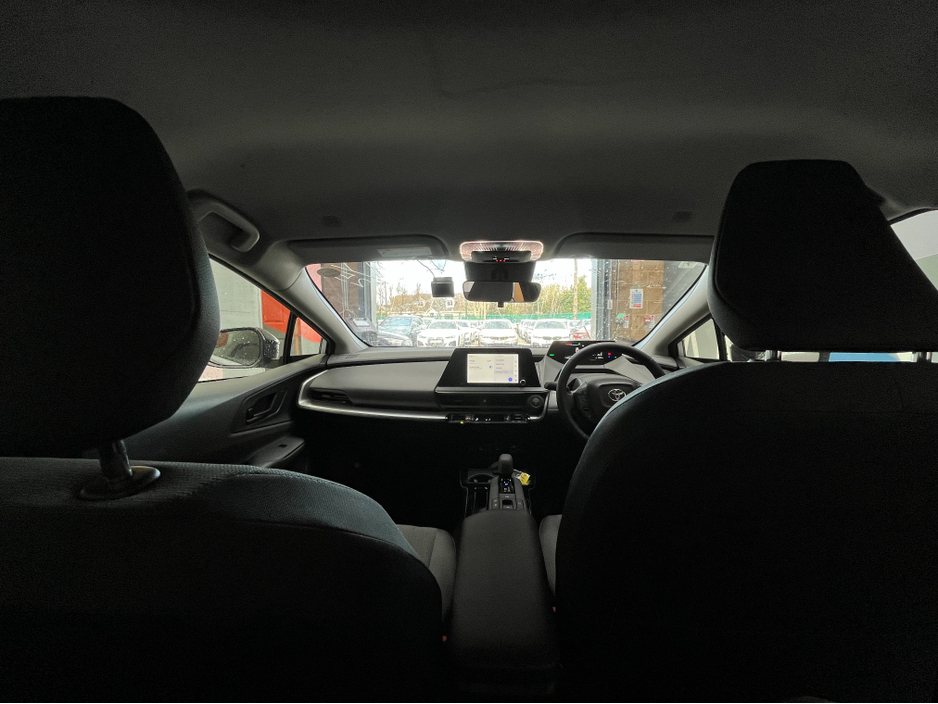 2025 Toyota Prius - image 13