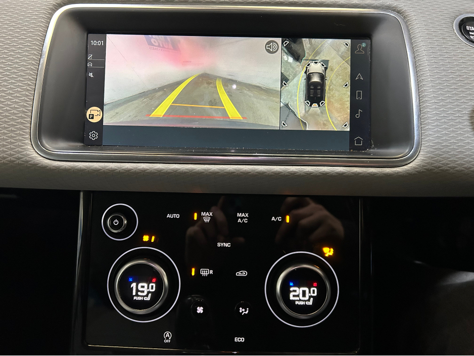 2021 Land Rover Range Rover Evoque - image 11