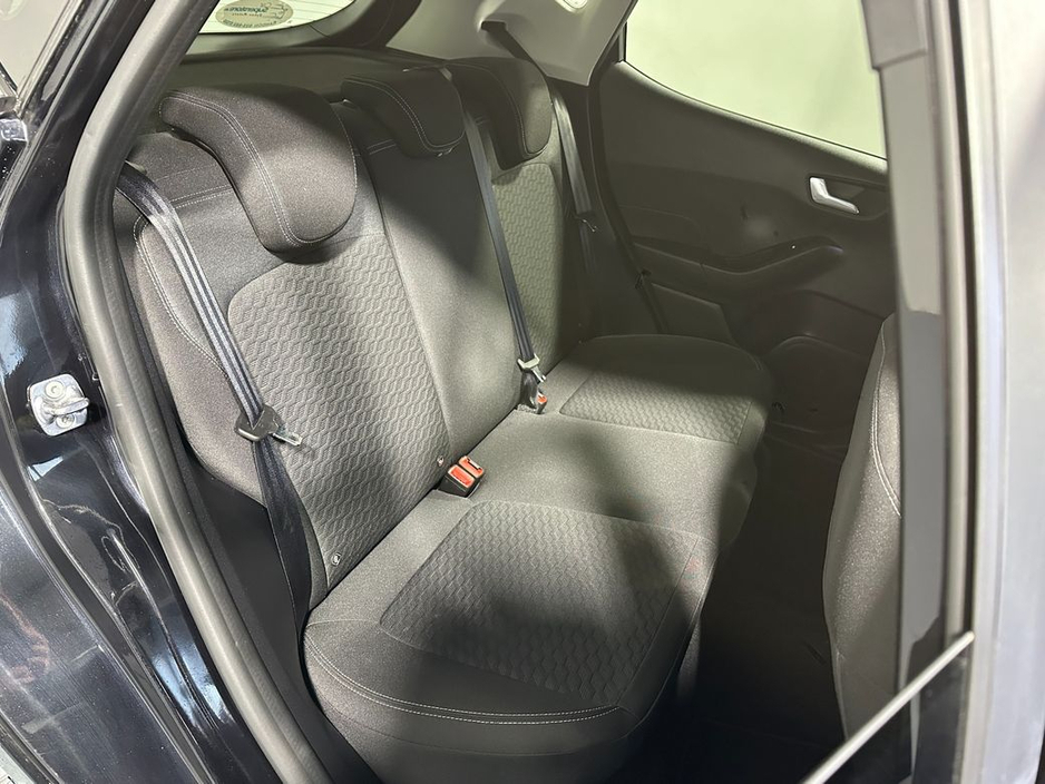 2023 Ford Fiesta Titanium 1.0 231 €18,800