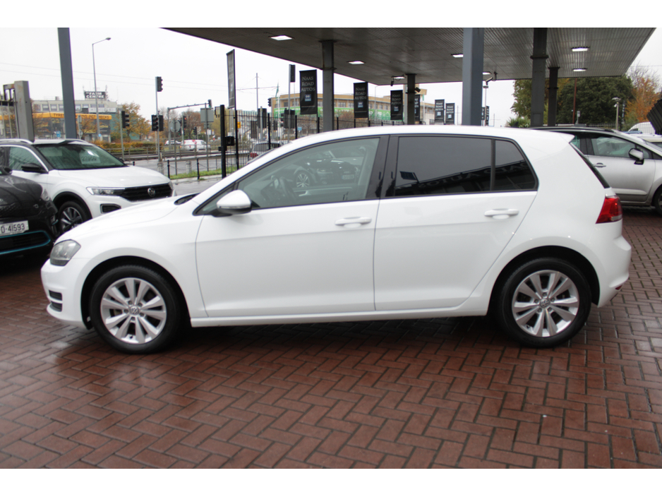 2016 Volkswagen Golf - image 7