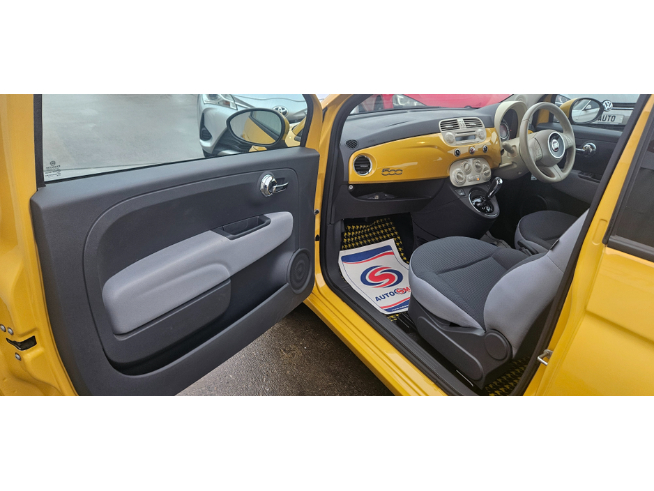 2015 Fiat 500 automatic 1.2 lounge low kms €7,995