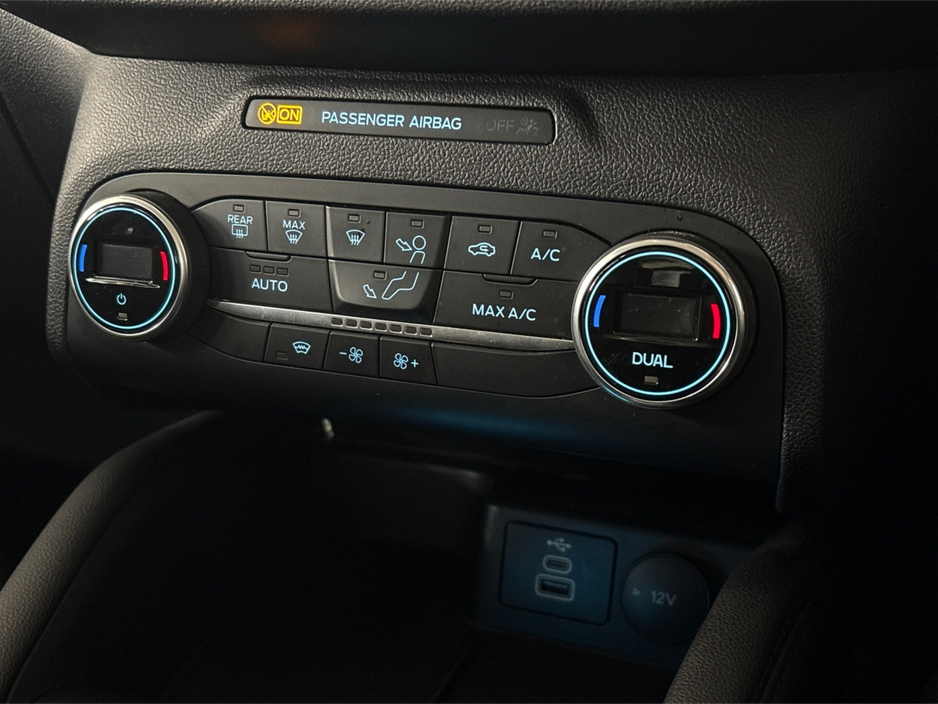 2023 Ford Kuga TITANIUM 2.5 PHEV**DIGITAL DASH**MULTIFUNCTIONAL STEERING WHEEL**DUAL CLIMATE CONTROL**BLUETOOTH**TOUCH SCREEN MEDIA DISPLAY**NAVIGATION**BLACK CLOTH INTERIOR**FINANCE AVAILABLE** €24,995