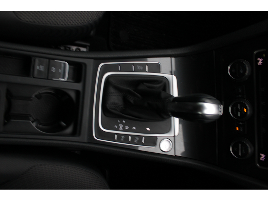 2019 Volkswagen Golf 2.0TDI 150BHP SPORT 5DR HATCHBACK AUTO // 1 OWNER WITH ONLY 82,000 KM'S // BUY WITH CONFIDENCE AA AND SIMI APPROVED DEALER 2026 // FINANCE ARRANGED // ALL TRADE INS WELCOME // €21,950