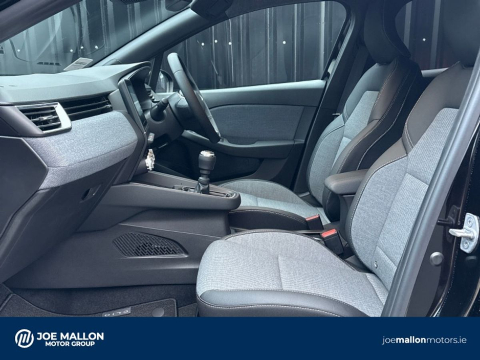 2026 Renault Clio TCe 90 DFull Techno €29,845