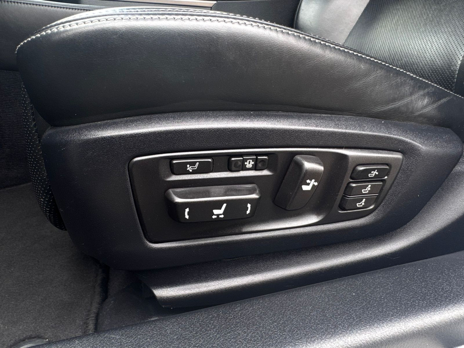 2013 Lexus GS 450 h - image 22