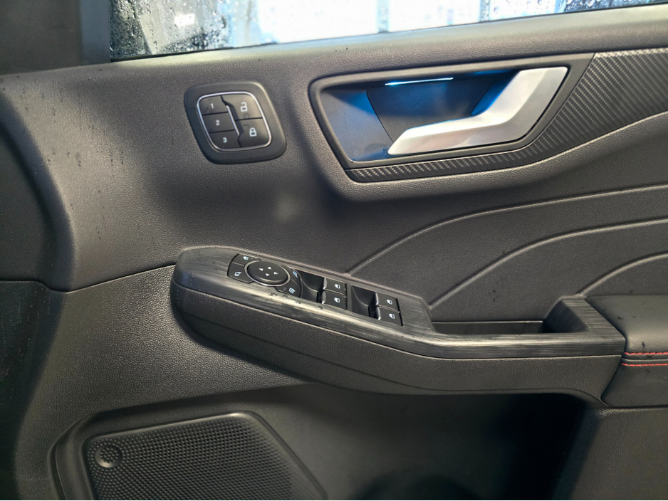 2025 Ford Kuga ST-LINE X PHEV CVT ACTIVE €42,900