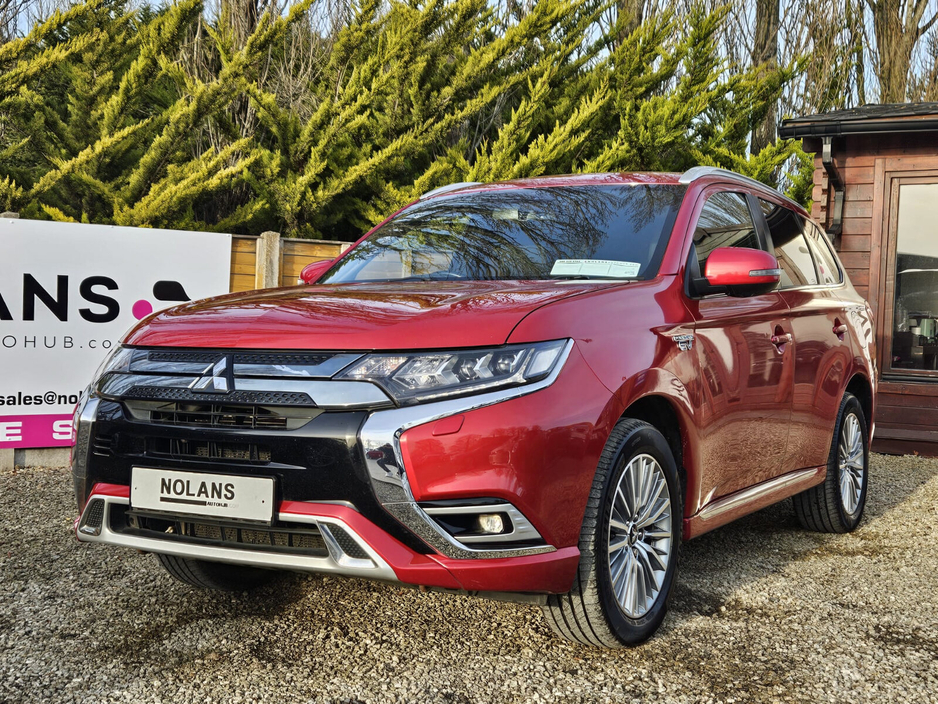 2019 Mitsubishi Outlander - image 9