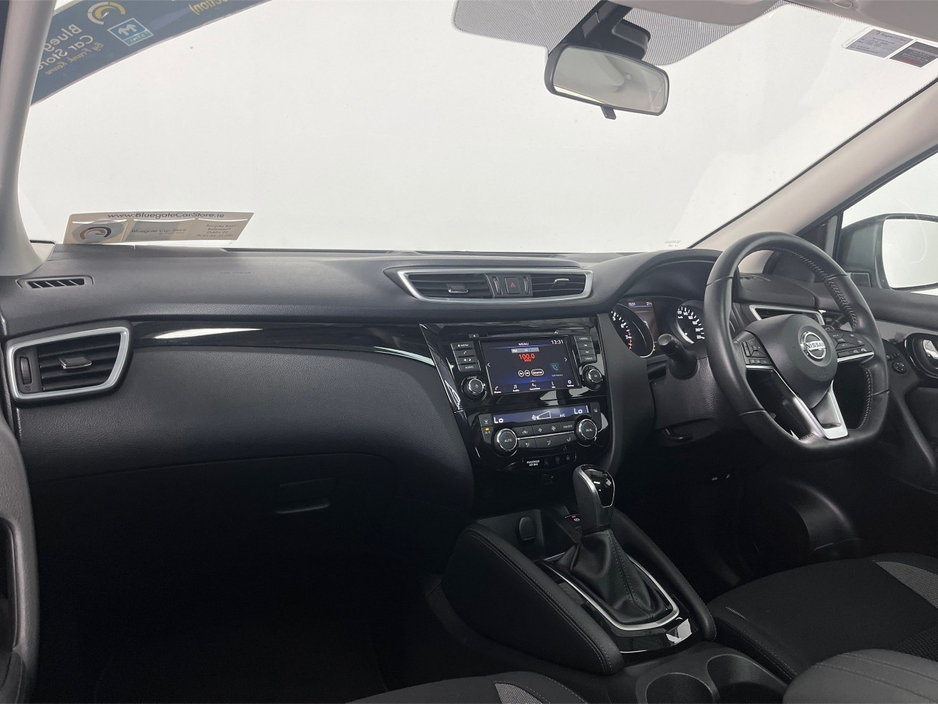 2020 Nissan Qashqai 1.3**SEMI DIGITAL DASH**PANORAMIC ROOF**TOUCH SCREEN MEDIA**DUAL CLIMATE CONTROL**REVERSE CAMERA**MULTIFUNCTIONAL STEERING WHEEL**BLACK CLOTH INTERIOR**ELECTRIC HANDBRAKE**FINANCE AVAILABLE** €20,995