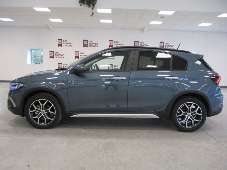2025 Fiat Tipo Tipo Cross 1.5 MHEV 130HP €34,145