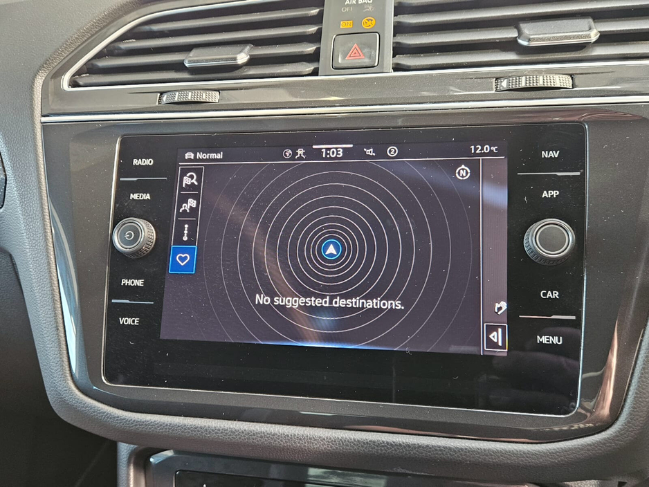 2023 Volkswagen Tiguan - image 16