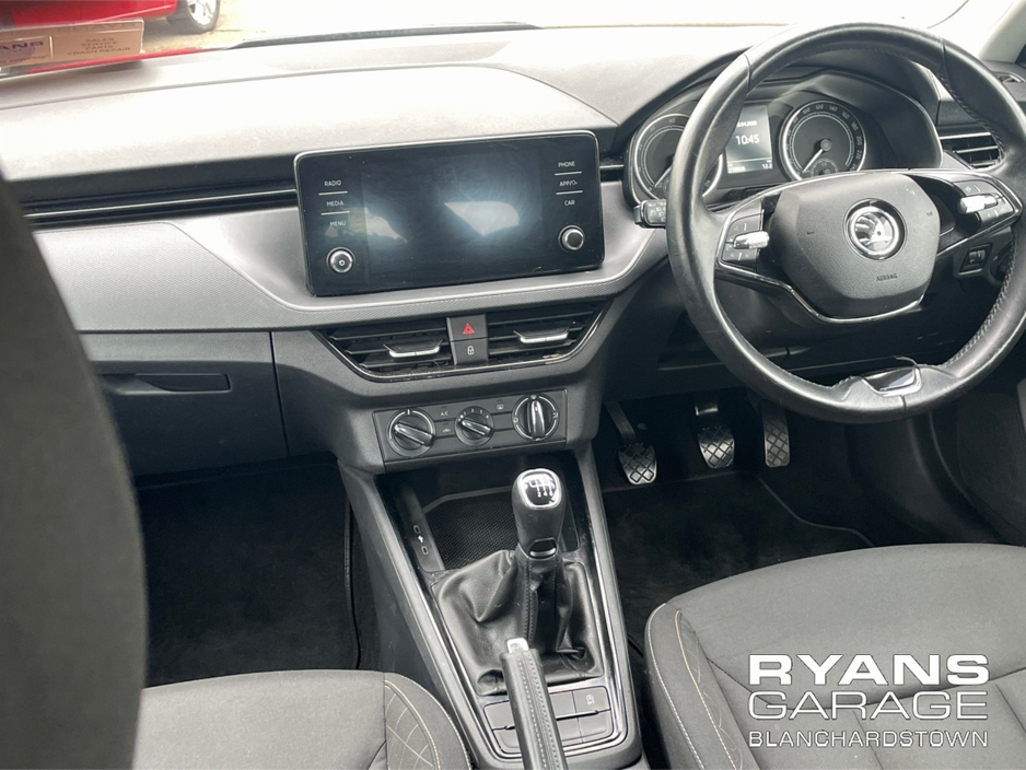 2021 Skoda Kamiq - image 9