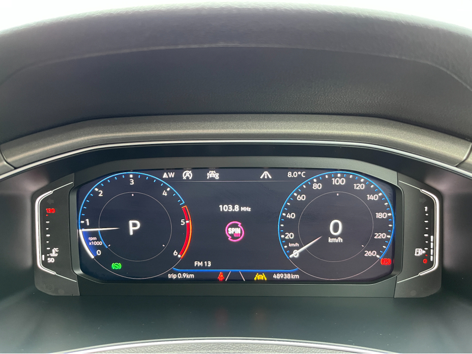 2020 Volkswagen T-Roc STYLE DESIGN AUTOMATIC 2.0 DIESEL //KEYLESS ENTRY//2 TONE PAINT//ADAPTIVE CRUISE CONTROL//REVERSE CAMERA// €23,950