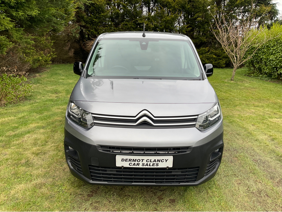 2024 Citroen Berlingo - image 3